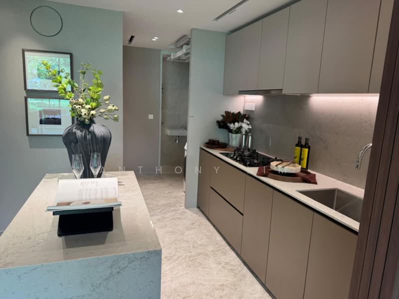 Dunearn House, 760 Dunearn Road, 4 Bedrooms, 1,378 sqft, Condominium For Sale, by Anthony Lim, 500180303 - Kitchen - PropertyGuru.com.sg