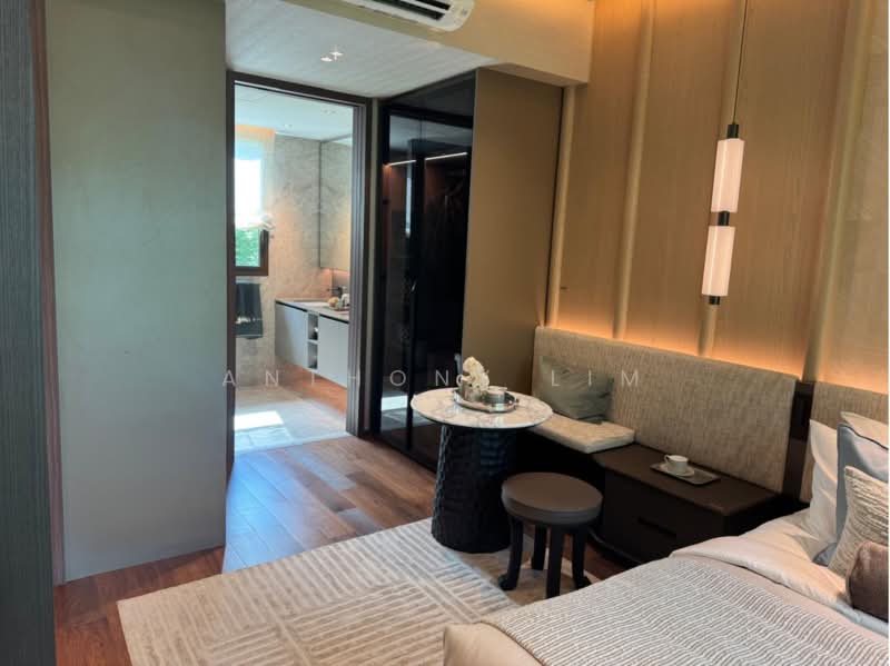 Dunearn House, 760 Dunearn Road, 4 Bedrooms, 1,378 sqft, Condominium For Sale, by Anthony Lim, 500180303 - Bedroom - PropertyGuru.com.sg