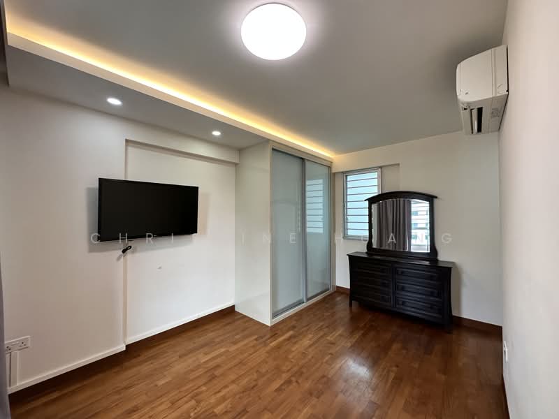 217B Compassvale Drive, 217B Compassvale Drive, 3 Bedrooms, 1,205 sqft, HDB Flat For Sale, by Christine Huang, 500180309 - Bedroom - PropertyGuru.com.sg