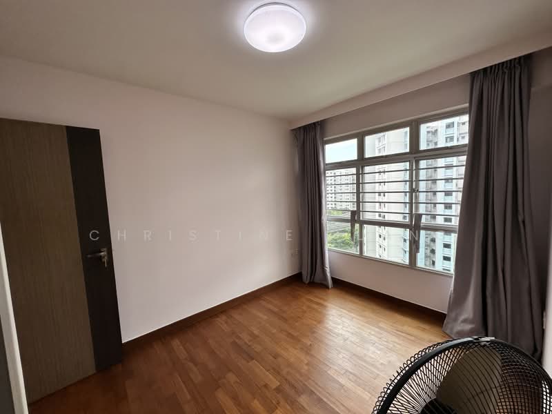 217B Compassvale Drive, 217B Compassvale Drive, 3 Bedrooms, 1,205 sqft, HDB Flat For Sale, by Christine Huang, 500180309 - Bedroom - PropertyGuru.com.sg
