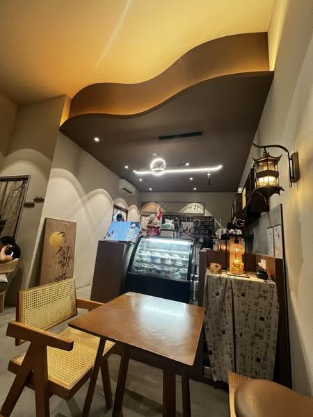 Farrer Park / Rangoon Road Retail Ground floor / F&B Approved, Rangoon road, 883 sqft, Shop / Shophouse For Rent, by Angie Hong 方安琪, 500180310 - Interior - CommercialGuru.com.sg