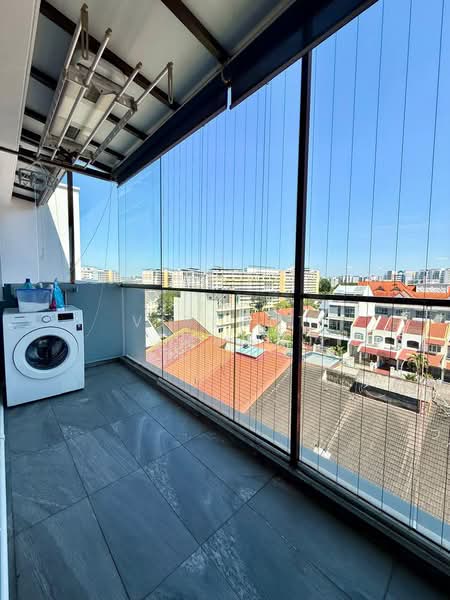 Casa Cambio, 11 Lim Tua Tow Road, 2 Bedrooms, 484 sqft, Condominium For Sale, by Vincent Zhang, 500180334 - Balcony - PropertyGuru.com.sg