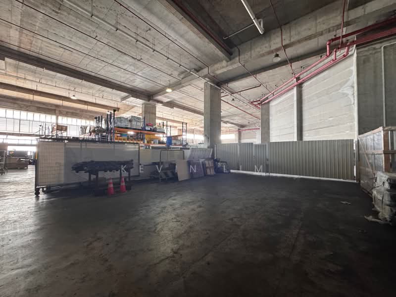 CHEAP B2 SPACE WITH LOADING BAY, , 24,000 sqft, Factory / Workshop (B2) For Rent, by Kevin Lim, 500180337 - Interior - CommercialGuru.com.sg