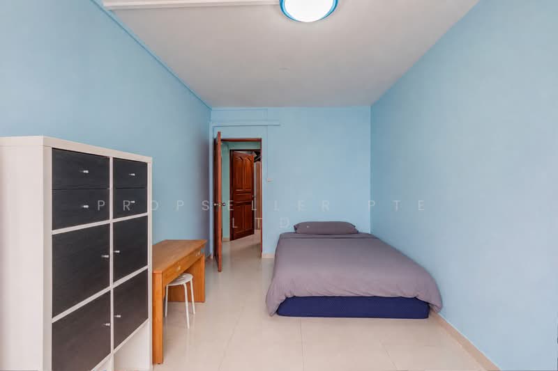 835 Jurong West Street 81, 835 Jurong West Street 81, 3 Bedrooms, 1,119 sqft, HDB Flat For Sale, by ADNIX LIU, 500180347 - Bedroom - PropertyGuru.com.sg