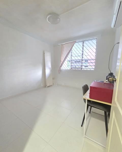 327 Serangoon Avenue 3, 327 Serangoon Avenue 3, 3 Bedrooms, 904 sqft, HDB Flat For Sale, by Melina Yap, 500180348 - Common room - PropertyGuru.com.sg