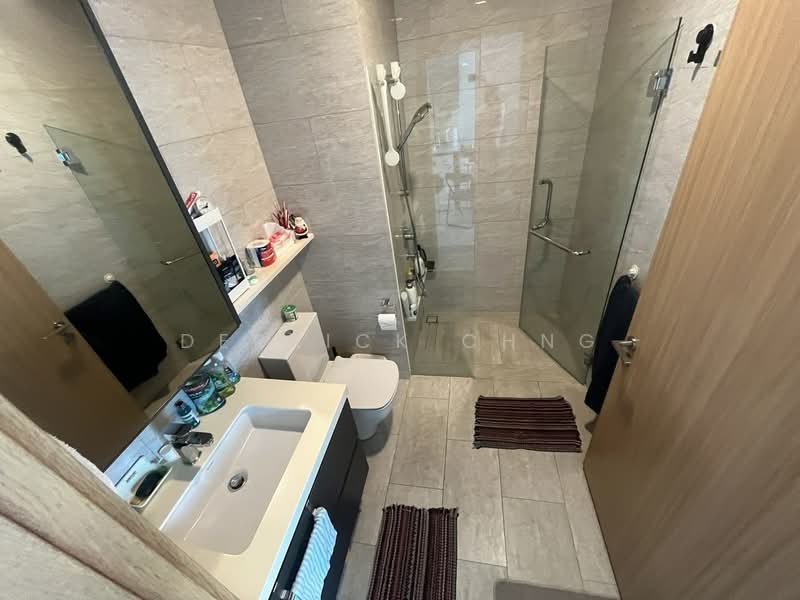 City Gate, 371 Beach Road, Room Rental, 400 sqft, Apartment For Rent, by Derrick Chng, 500180366 - Bathroom - PropertyGuru.com.sg
