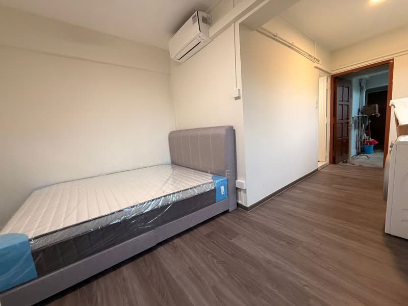 Lakeview Estate, 97A Upper Thomson Road, Studio, 200 sqft, Apartment For Rent, by Michelle Lim, 500180372 - Bedroom - PropertyGuru.com.sg