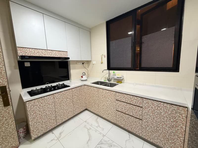 Seasons Park, 491 Yio Chu Kang Road, Room Rental, 180 sqft, Condominium For Rent, by Christian Oh, 500180390 - Kitchen - PropertyGuru.com.sg