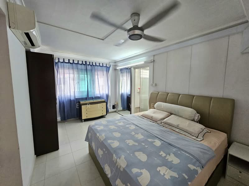 733 Jurong West Street 73, 733 Jurong West Street 73, 3 Bedrooms, 1,119 sqft, HDB Flat For Sale, by Eric Yeep, 500180393 - Bedroom - PropertyGuru.com.sg