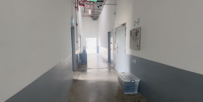 Heng Loong Building, 61 Bukit Batok Crescent, 1,927 sqft, Light Industrial (B1) For Rent, by Terry Tan, 500180395 - Corridor - CommercialGuru.com.sg