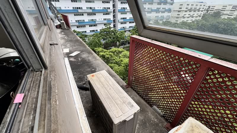 Pioneer Centre, 1 Soon Lee Street, 1,701 sqft, Factory / Workshop (B2) For Sale, by Anson Goh 吴铭华, 500180400 - Exterior - CommercialGuru.com.sg