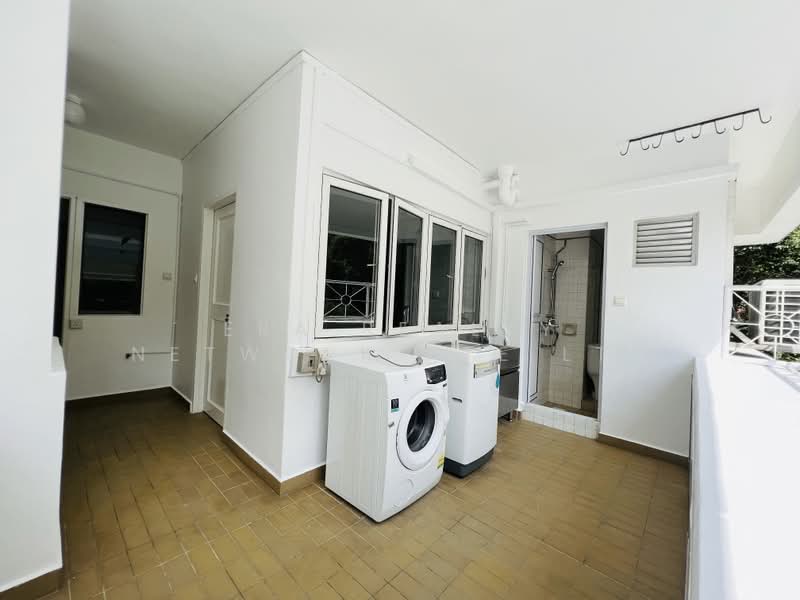 Leonie Towers, 28 Leonie Hill, 4 Bedrooms, 3,251 sqft, Apartment For Rent, by MARTIN, 500180409 - Bathroom - PropertyGuru.com.sg