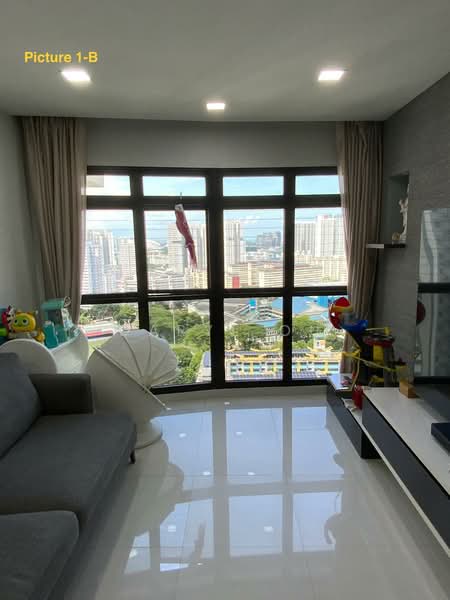 19 Jalan Tenteram, 19 Jalan Tenteram, 3 Bedrooms, 1,130 sqft, HDB Flat For Rent, by Daryl Ou, 500180411 - Living Room - PropertyGuru.com.sg