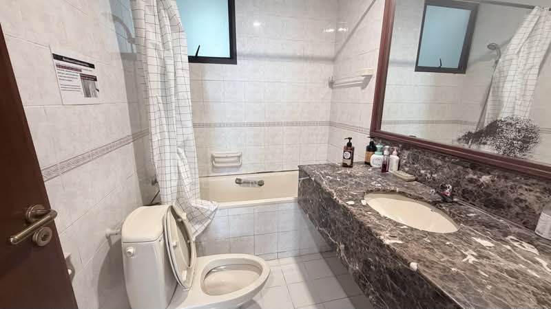 Parc Oasis, 35 Jurong East Avenue 1, Room Rental, 100 sqft, Condominium For Rent, by Leen Yap, 500180417 - Bathroom - PropertyGuru.com.sg