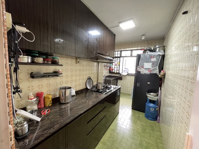 43 Bendemeer Road, 43 Bendemeer Road, 3 Bedrooms, 678 sqft, HDB Flat For Sale, by Arun Kumar, 500180435 - Kitchen - PropertyGuru.com.sg