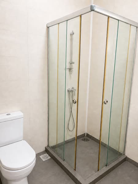 334 Ubi Avenue 1, 334 Ubi Avenue 1, 3 Bedrooms, 1,572 sqft, HDB Flat For Sale, by Delvin Ong, 500180438 - Bathroom - PropertyGuru.com.sg