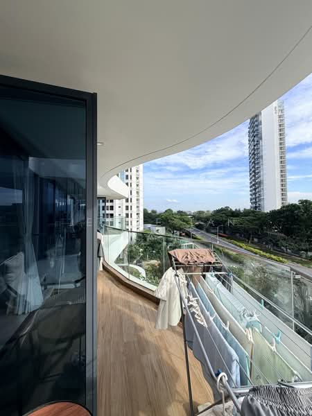 Amber Skye, 8 Amber Road, 3 Bedrooms, 1,335 sqft, Apartment For Rent, by Jessie Tan 陈杰识, 500180439 - Balcony - PropertyGuru.com.sg