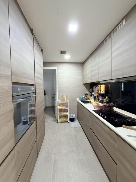 Amber Skye, 8 Amber Road, 3 Bedrooms, 1,335 sqft, Apartment For Rent, by Jessie Tan 陈杰识, 500180439 - Kitchen - PropertyGuru.com.sg