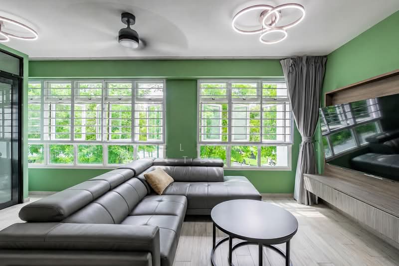 318B Yishun Greenwalk, 318B Yishun Avenue 9, 3 Bedrooms, 1,206 sqft, HDB Flat For Sale, by KOH YONG JIAN, 500180440 - Living Room - PropertyGuru.com.sg