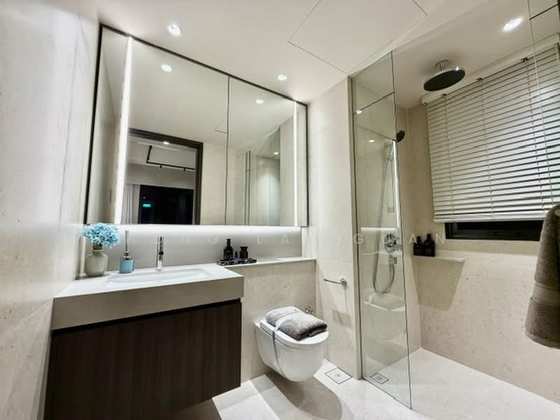 Hudson Place Residences, , 3 Bedrooms, 1,055 sqft, Condominium For Sale, by Chong Lay Guan, 500180442 - Bathroom - PropertyGuru.com.sg