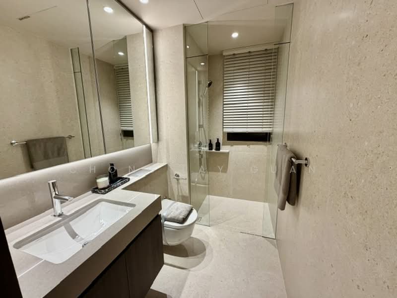 Hudson Place Residences, , 3 Bedrooms, 1,055 sqft, Condominium For Sale, by Chong Lay Guan, 500180442 - Bathroom - PropertyGuru.com.sg