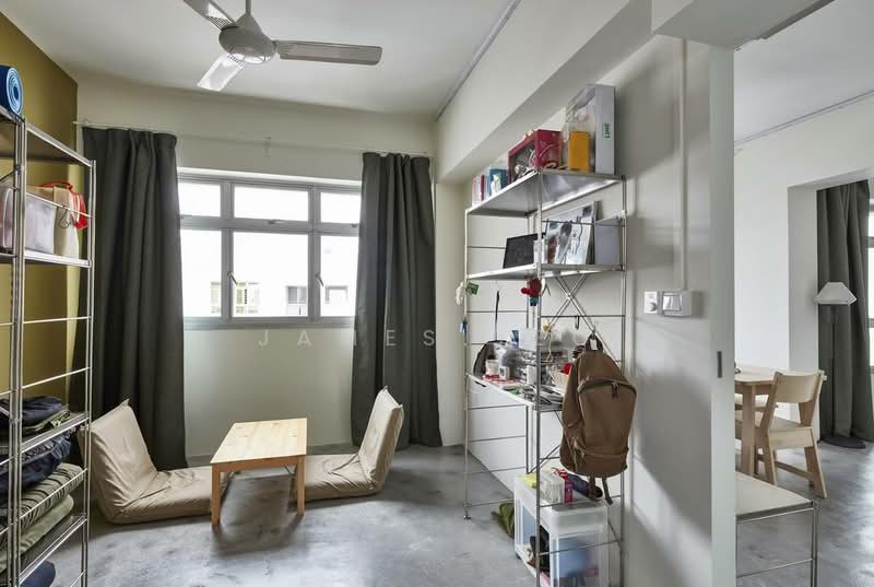 511C Yishun Street 51, 511C Yishun Street 51, 2 Bedrooms, 731 sqft, HDB Flat For Sale, by James Yeo, 500180444 - Living Room - PropertyGuru.com.sg