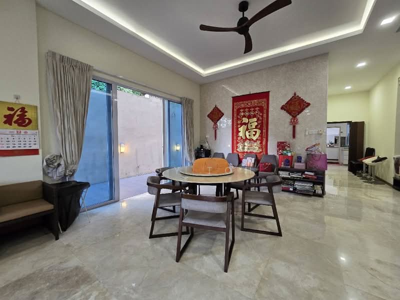 Sembawang Hills Estate, Jalan Telang, 6 Bedrooms, 5,000 sqft, Terraced House For Sale, by Joy Toh, 500180445 - PropertyGuru.com.sg