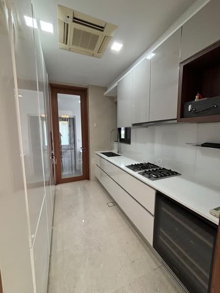 One Balmoral, 1A Balmoral Road, 3 Bedrooms, 1,410 sqft, Condominium For Rent, by Nigel Soo, 500180447 - Kitchen - PropertyGuru.com.sg