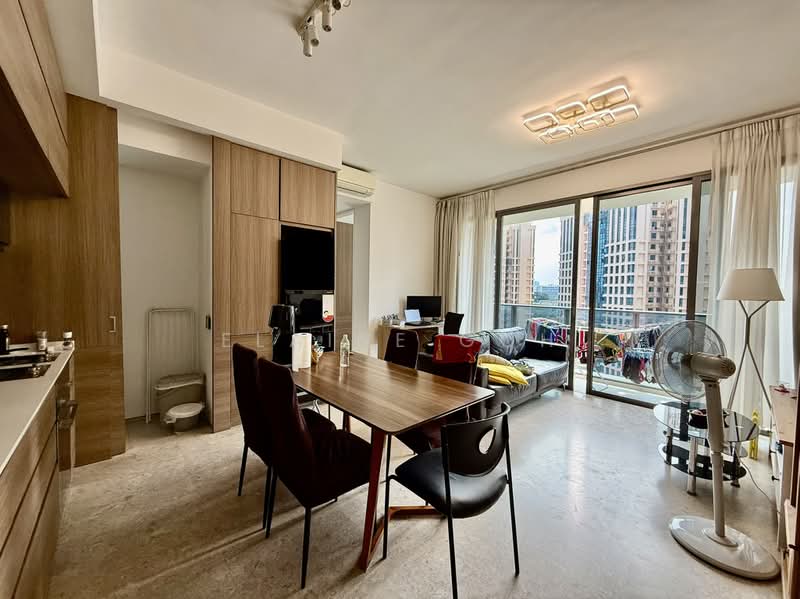 Echelon, 7 Alexandra View, 3 Bedrooms, 1,001 sqft, Condominium For Rent, by Elaine Goh, 500180459 - Living Room - PropertyGuru.com.sg