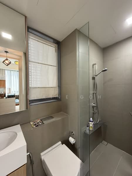 Echelon, 7 Alexandra View, 3 Bedrooms, 1,001 sqft, Condominium For Rent, by Elaine Goh, 500180459 - Bathroom - PropertyGuru.com.sg