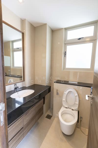 Oxley Road, Oxley Road, 7 Bedrooms, 5,791 sqft, Bungalow House For Sale, by Marcus Chong, 500180460 - Bathroom - PropertyGuru.com.sg