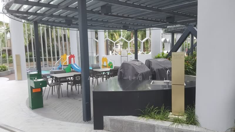 DUO Residences, 1 Fraser Street, 2 Bedrooms, 1,023 sqft, Condominium For Rent, by Gary Lee, 500180461 - Exterior - PropertyGuru.com.sg