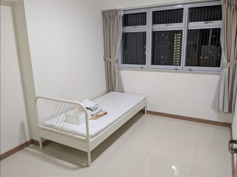435C Bukit Batok West Avenue 5, 435C Bukit Batok West Avenue 5, 3 Bedrooms, 1,216 sqft, HDB Flat For Rent, by Kiwi Ong, 500180467 - Bedroom - PropertyGuru.com.sg