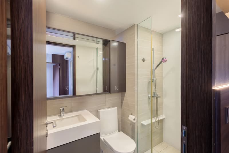 Botanique at Bartley, 223 Upper Paya Lebar Road, 2 Bedrooms, 721 sqft, Condominium For Sale, by Kelvin Sin, 500180473 - Bathroom - PropertyGuru.com.sg