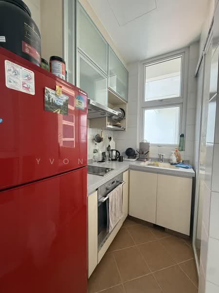 City Regency, 18 Saint Michael's Road, 1 Bedroom, 517 sqft, Apartment For Sale, by Yvonne Chua, 500180475 - Kitchen - PropertyGuru.com.sg