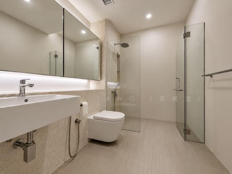 Greenleaf Avenue, Greenleaf Drive, Greenleaf Grove, Greenleaf Lane, Greenleaf Place, Greenleaf Road, Greenleaf Place, Ban Guan Park, 3 Bedrooms, 3,700 sqft, Semi-Detached House For Rent, by Sherry Tang (邓民洁), 500180478 - Bathroom - PropertyGuru.com.sg