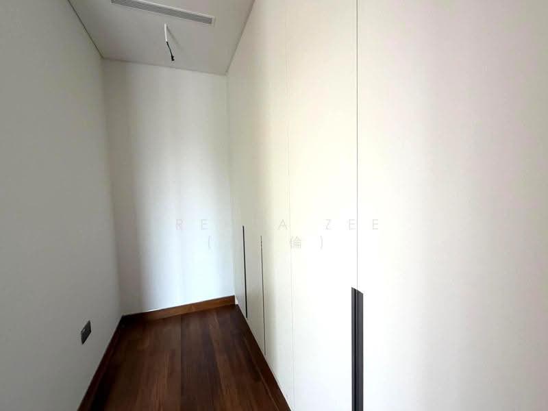 Brand New Semi-Detached ✧ Bukit Timah Vicinity ✧ Near MRT & Schools, Gallop Park Road, Farrer Road, Jalan Harom Setangkai, Cluny Park, Jalan Kembang Melati, Tanglin / Holland / Bukit Timah, 5 Bedrooms, 5,231 sqft, Semi-Detached House For Sale, by Brenda Zee (徐黎倫), 500180480 - Wardrobe - PropertyGuru.com.sg