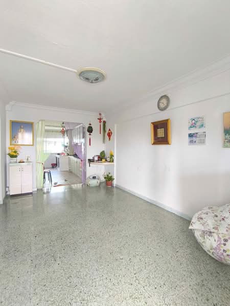 476 Ang Mo Kio Avenue 10, 476 Ang Mo Kio Avenue 10, Room Rental, 120 sqft, HDB Flat For Rent, by Kenny Kan, 500180486 - Living Room - PropertyGuru.com.sg