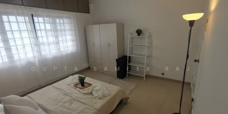 Queensway Tower, 1 Queensway, Room Rental, 150 sqft, Apartment For Rent, by Gupta Sameer Raj, 500180488 - Bedroom - PropertyGuru.com.sg
