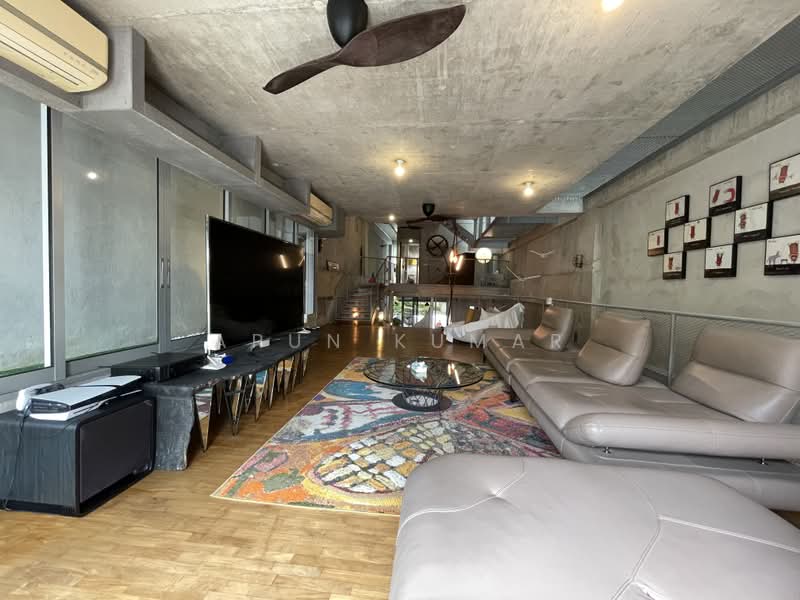 Jalan Tanjong, Jalan Tanjong, 5 Bedrooms, 6,000 sqft, Terraced House For Sale, by Arun Kumar, 500180496 - Living Room - PropertyGuru.com.sg