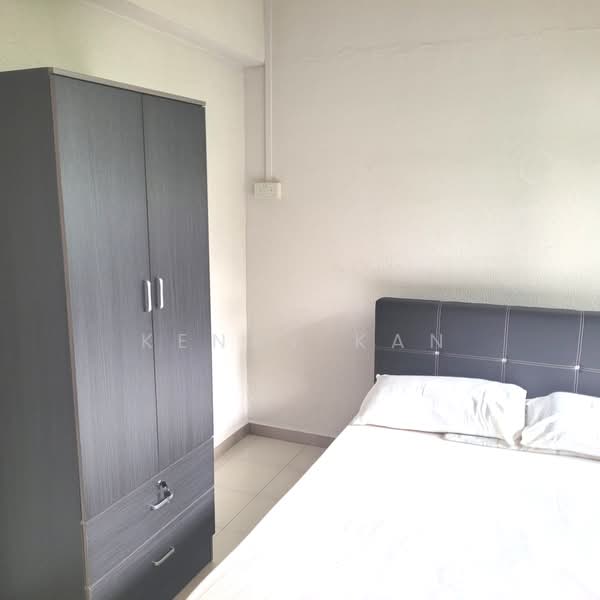 205 Marsiling Drive, 205 Marsiling Drive, Room Rental, 100 sqft, HDB Flat For Rent, by Kenny Kan, 500180510 - Bedroom - PropertyGuru.com.sg
