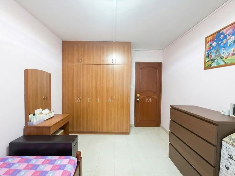 250 Yishun Avenue 9, 250 Yishun Avenue 9, 3 Bedrooms, 904 sqft, HDB Flat For Sale, by Aela Lim, 500180512 - Bedroom - PropertyGuru.com.sg