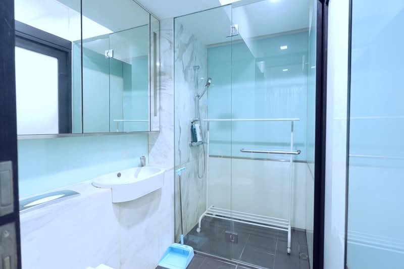Nomu, 20 Handy Road, Studio, 473 sqft, Apartment For Rent, by Douglas Lee, 500180519 - Bathroom - PropertyGuru.com.sg