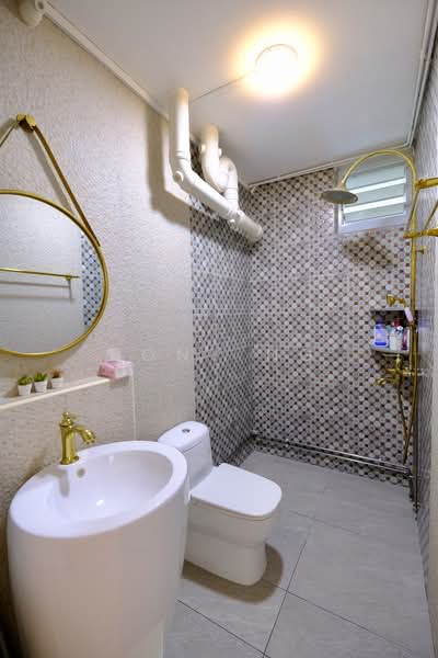 536 Jelapang Road, 536 Jelapang Road, Dairy Farm / Bukit Panjang / Choa Chu Kang, 3 Bedrooms, 1,292 sqft, HDB Flat For Sale, by Rony Ng, 500180531 - Bathroom - PropertyGuru.com.sg