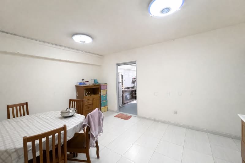 692B Choa Chu Kang Crescent, 692B Choa Chu Kang Crescent, 3 Bedrooms, 1,184 sqft, HDB Flat For Rent, by Liancheng Chua, 500180549 - Dining Room - PropertyGuru.com.sg