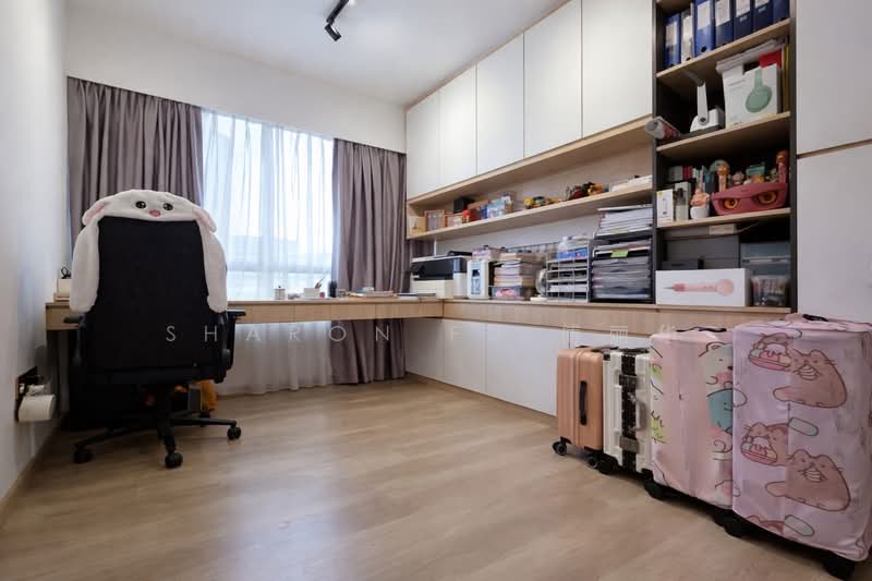 High Park Residences, 25 Fernvale Road, 4 Bedrooms, 1,227 sqft, Condominium For Sale, by Sharon Fu 傅丽华, 500180550 - Study - PropertyGuru.com.sg