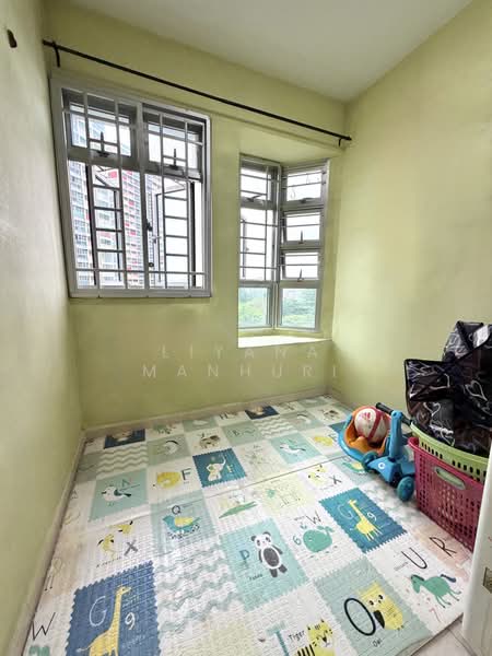 457 Ang Mo Kio Avenue 10, 457 Ang Mo Kio Avenue 10, 2 Bedrooms, 796 sqft, HDB Flat For Sale, by Liyana Manhuri, 500180559 - Utility Room - PropertyGuru.com.sg