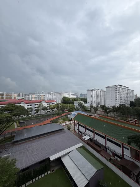 457 Ang Mo Kio Avenue 10, 457 Ang Mo Kio Avenue 10, 2 Bedrooms, 796 sqft, HDB Flat For Sale, by Liyana Manhuri, 500180559 - Exterior - PropertyGuru.com.sg