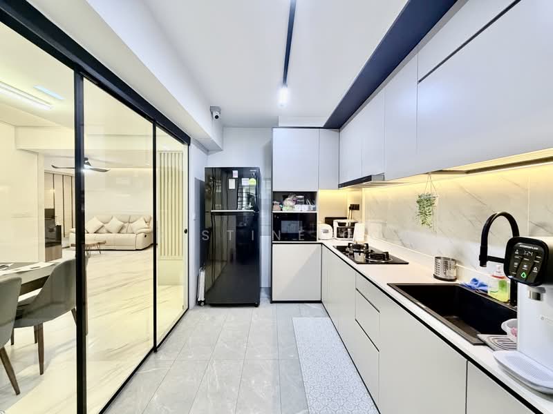 113A Alkaff Crescent, 113A Alkaff Crescent, 3 Bedrooms, 1,001 sqft, HDB Flat For Sale, by Qristine Goh, 500180564 - Kitchen - PropertyGuru.com.sg