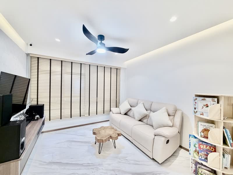 113A Alkaff Crescent, 113A Alkaff Crescent, 3 Bedrooms, 1,001 sqft, HDB Flat For Sale, by Qristine Goh, 500180564 - Living Room - PropertyGuru.com.sg